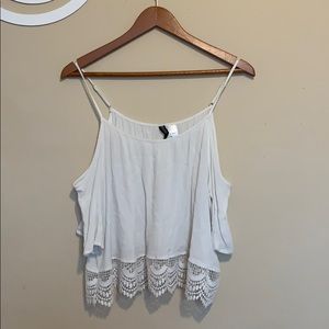 Women’s Crochet Detail Cold Shoulder Tank Top
